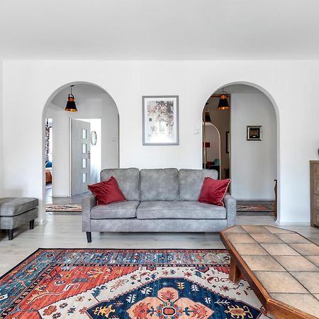 Wonderful 2- Bedroom Apartment With Soul Wwa70 ワルシャワ エクステリア 写真